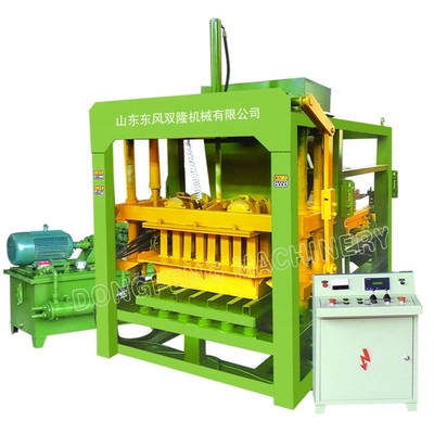 QT4-18 automatische holle de baksteen van de blokmachine het maken machine om behoudende muurblokken voor verkoop te maken